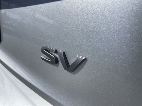 Used 2024 Nissan Rogue SV FWD image 31