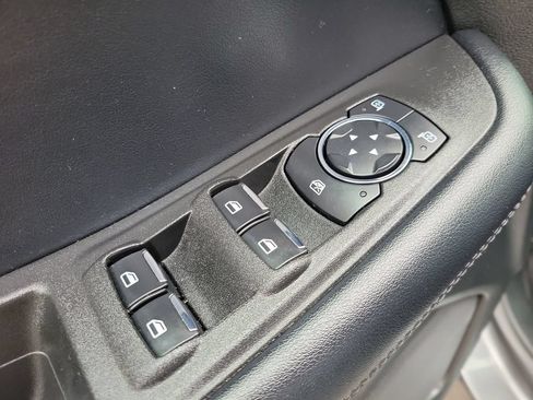 Used 2024 Ford Edge SE w/ Black Appearance Package AWD/4WD image 16