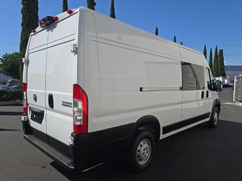 Used 2023 RAM ProMaster 3500 FWD image 2