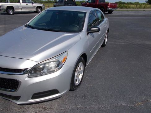 Used 2016 Chevrolet Malibu LS w/ Protection Package FWD image 8