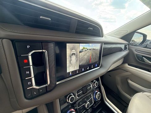 Certified 2023 GMC Yukon Denali image 21