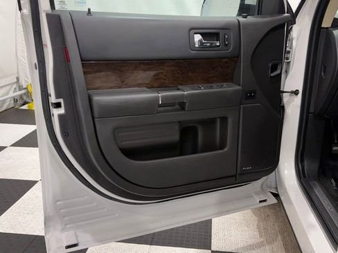 Used 2015 Ford Flex Limited w/ Equipment Group 301A AWD/4WD image 15
