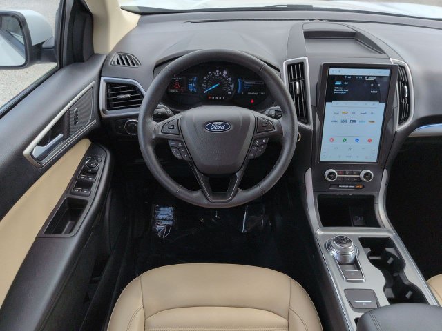 Used 2022 Ford Edge SEL w/ Convenience Package AWD/4WD image 17