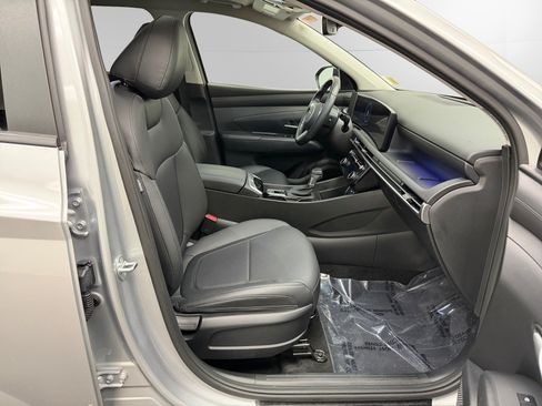 Certified 2025 Hyundai Tucson SEL AWD/4WD image 15