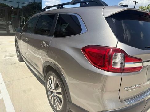 Used 2020 Subaru Ascent Limited w/ Technology Package AWD/4WD image 4