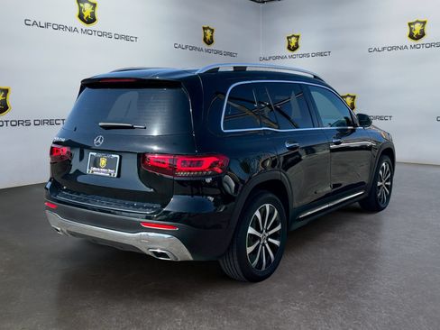 Used 2022 Mercedes-Benz GLB 250 w/ Premium Package Lite image 5