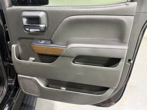 Used 2017 GMC Sierra 1500 Denali w/ Denali Ultimate Package image 23