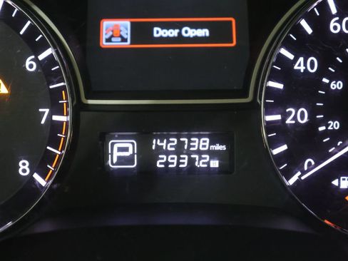 Used 2014 Nissan Pathfinder SL AWD/4WD image 42