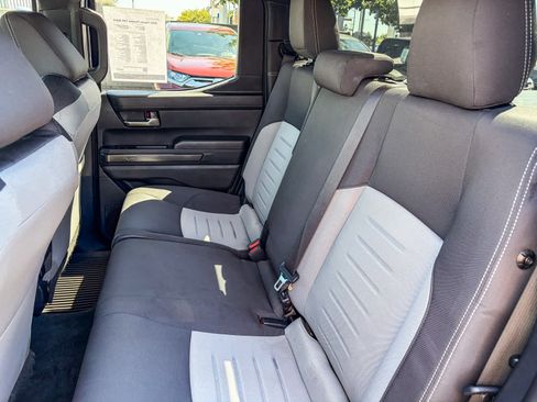 Used 2025 Toyota Tacoma TRD Sport AWD/4WD image 17