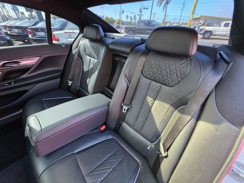 Used 2020 BMW 750i xDrive w/ M Sport Package image 24