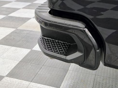 Used 2022 Chevrolet Silverado 3500 High Country w/ Technology Package image 13