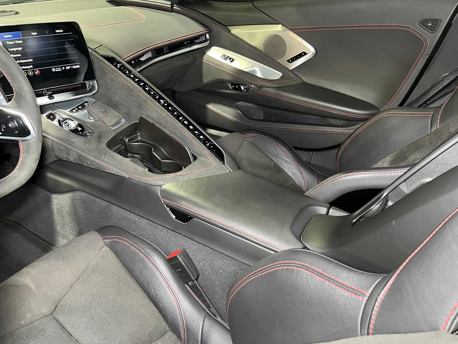 Used 2021 Chevrolet Corvette Stingray Premium Cpe w/ Z51 Performance Package RWD image 41