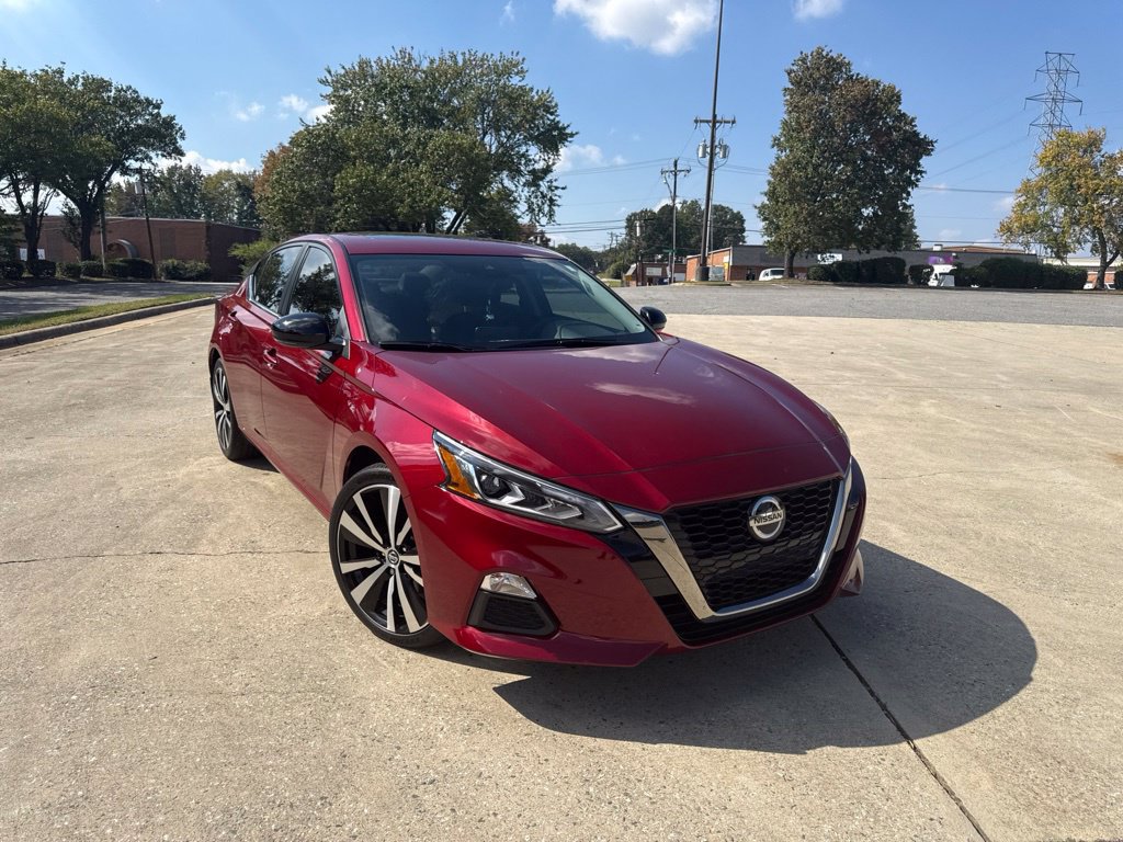 Used 2021 Nissan Altima 2.5 SR w/ SR Premium Package FWD image 7