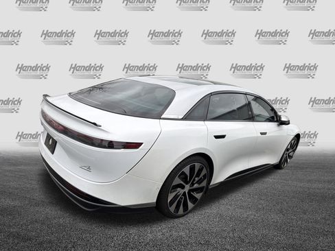 Used 2022 Lucid Air Grand Touring image 10