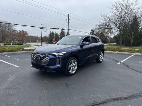 New 2025 Audi Q5 Premium Plus image 3