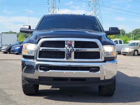 Used 2017 RAM 2500 Tradesman w/ Chrome Appearance Group AWD/4WD image 5