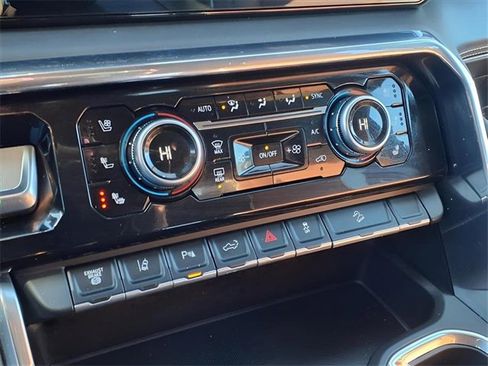 Used 2024 GMC Sierra 2500 Denali Ultimate image 14