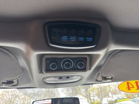 Used 2014 Chevrolet Express 2500 Extended RWD image 22