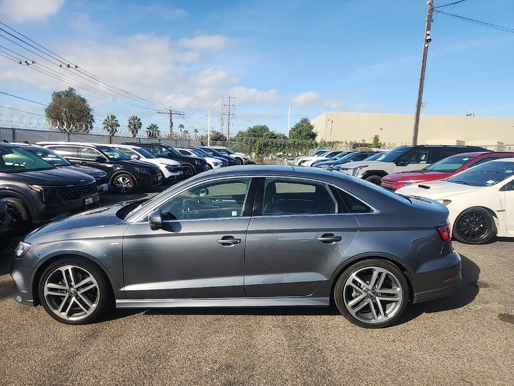 Used 2018 Audi A3 2.0T Premium Plus w/ Premium Plus Package FWD image 9
