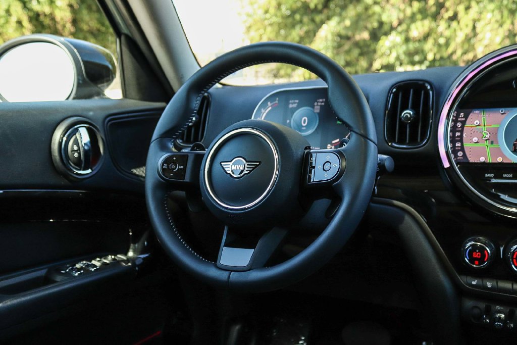Used 2024 MINI Cooper Countryman S FWD image 19