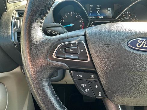 Used 2018 Ford Escape Titanium w/ Ford Safe & Smart Package image 20