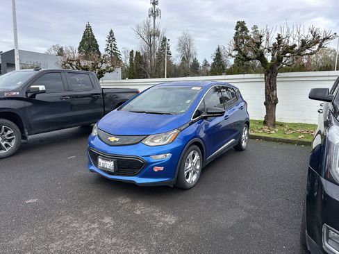 Used 2018 Chevrolet Bolt LT image 1