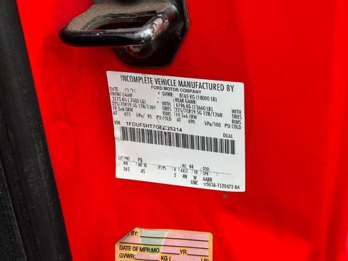 Used 2016 Ford F550 4x4 Regular Cab Super Duty w/ Power Equipment Group image 24