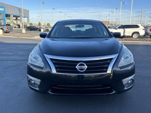 Used 2015 Nissan Altima 2.5 SV image 32