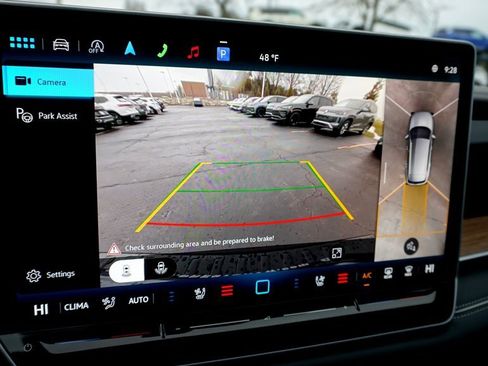 New 2026 Volkswagen Tiguan SEL R-Line image 24