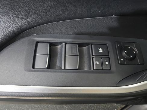 Used 2020 Toyota RAV4 XSE image 31