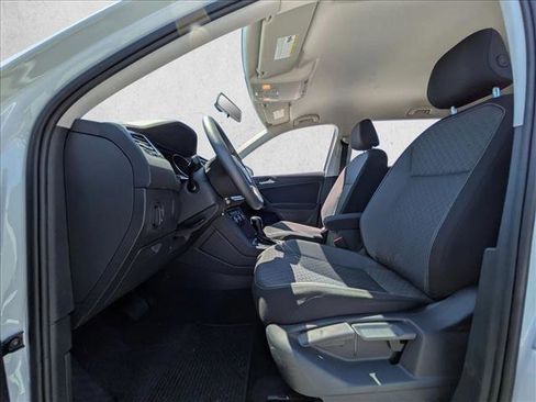 Used 2021 Volkswagen Tiguan S FWD image 14