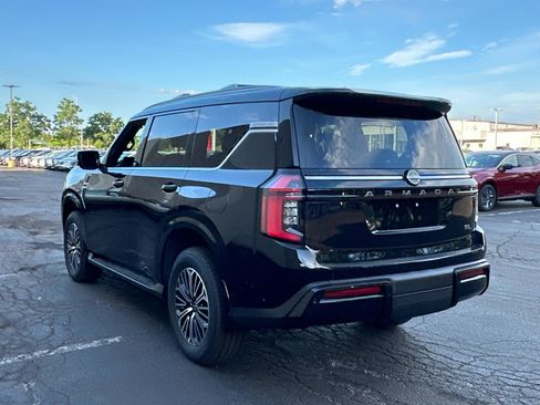 New 2025 Nissan Armada SL w/ Captain's Chari Seat Package image 6