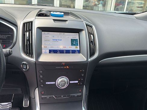 Used 2020 Ford Edge ST w/ Cold Weather Package AWD/4WD image 5