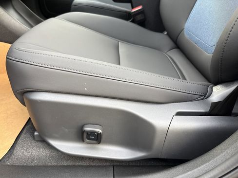 New 2026 Volvo EX30 Cross Country Ultra image 8