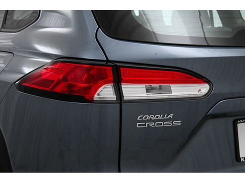 Used 2023 Toyota Corolla Cross L FWD image 25