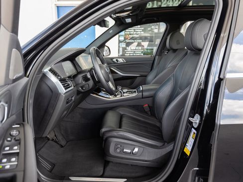 Used 2021 BMW X5 sDrive40i w/ Premium Package image 16