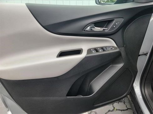 Certified 2023 Chevrolet Equinox LS w/ Driver Confidence II Package image 8