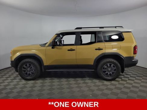 Used 2024 Toyota Land Cruiser image 5