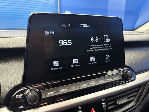 Used 2021 Kia Forte LXS FWD image 17