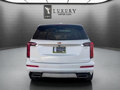 Used 2022 Cadillac XT6 Premium Luxury w/ Technology Package AWD/4WD image 7
