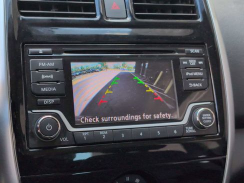 Used 2017 Nissan Versa SV w/ SV Special Edition Package FWD image 28