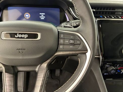 Used 2024 Jeep Grand Cherokee Limited 4xe AWD/4WD image 24