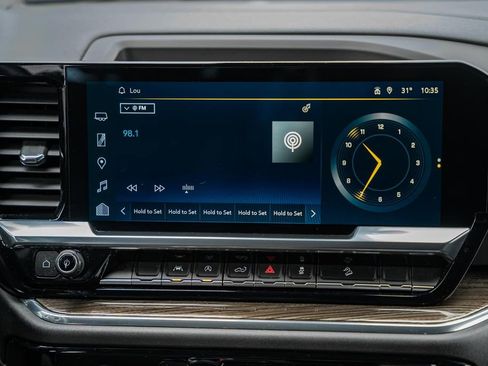 Used 2023 Chevrolet Silverado 1500 RST image 29