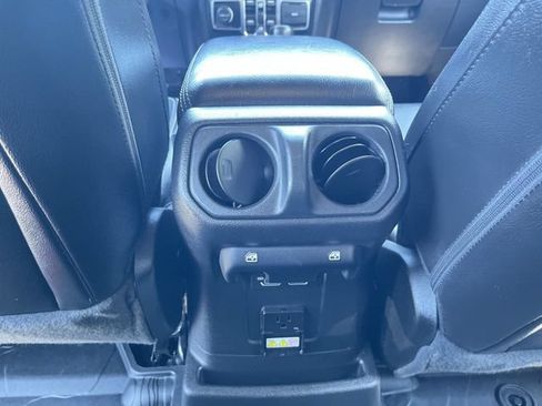 Used 2021 Jeep Wrangler Unlimited Sahara w/ Cold Weather Group AWD/4WD image 21