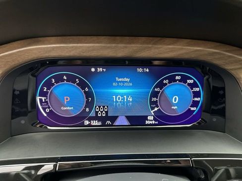 Certified 2025 Volkswagen Atlas SE image 17