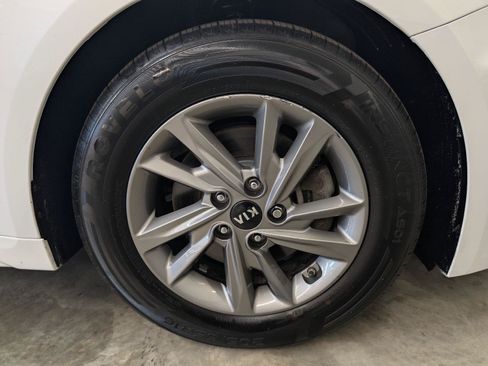 Used 2020 Kia Optima LX FWD image 40