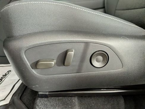 New 2026 Chevrolet Traverse LT w/ Driver Confidence Package image 17