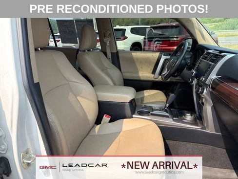 Used 2023 Toyota 4Runner Limited AWD/4WD image 11