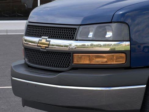 New 2026 Chevrolet Express 2500 w/ Driver Convenience Package RWD image 13