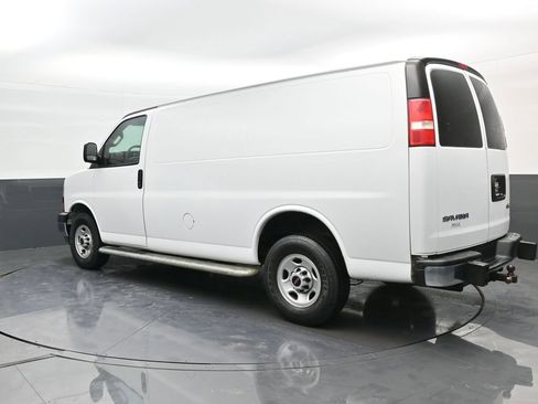 Used 2019 GMC Savana 2500 w/ Driver Convenience Package image 5
